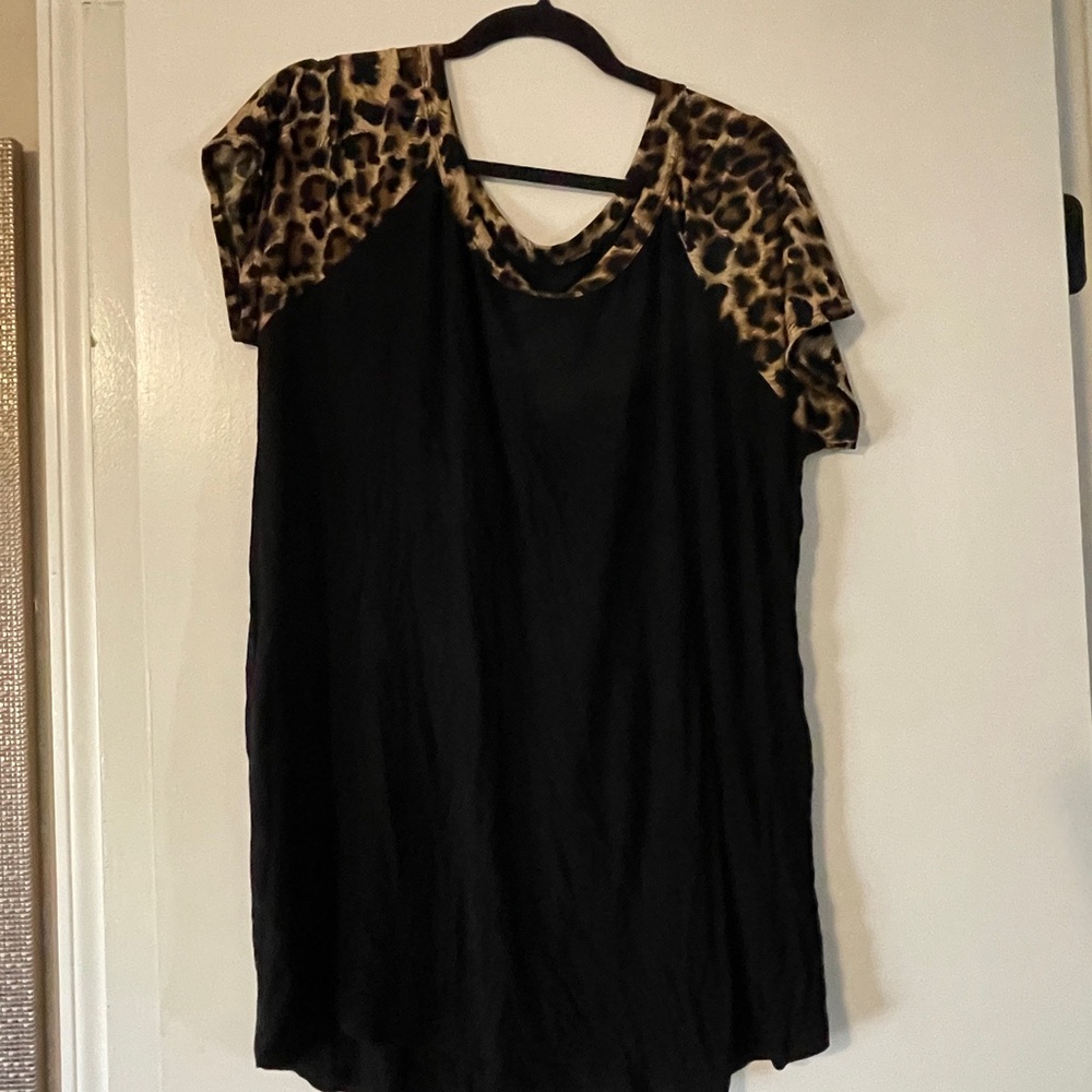 Leopard Print Sleeve Black Women's Top